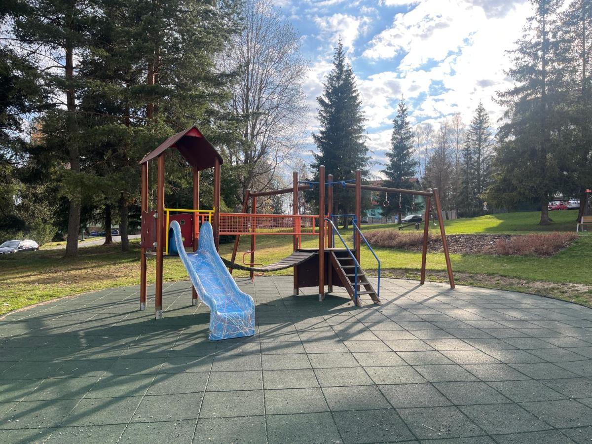 Ubytovanie Pod Stitmi Vysokych Tatier Tatranska Strba Exterior photo